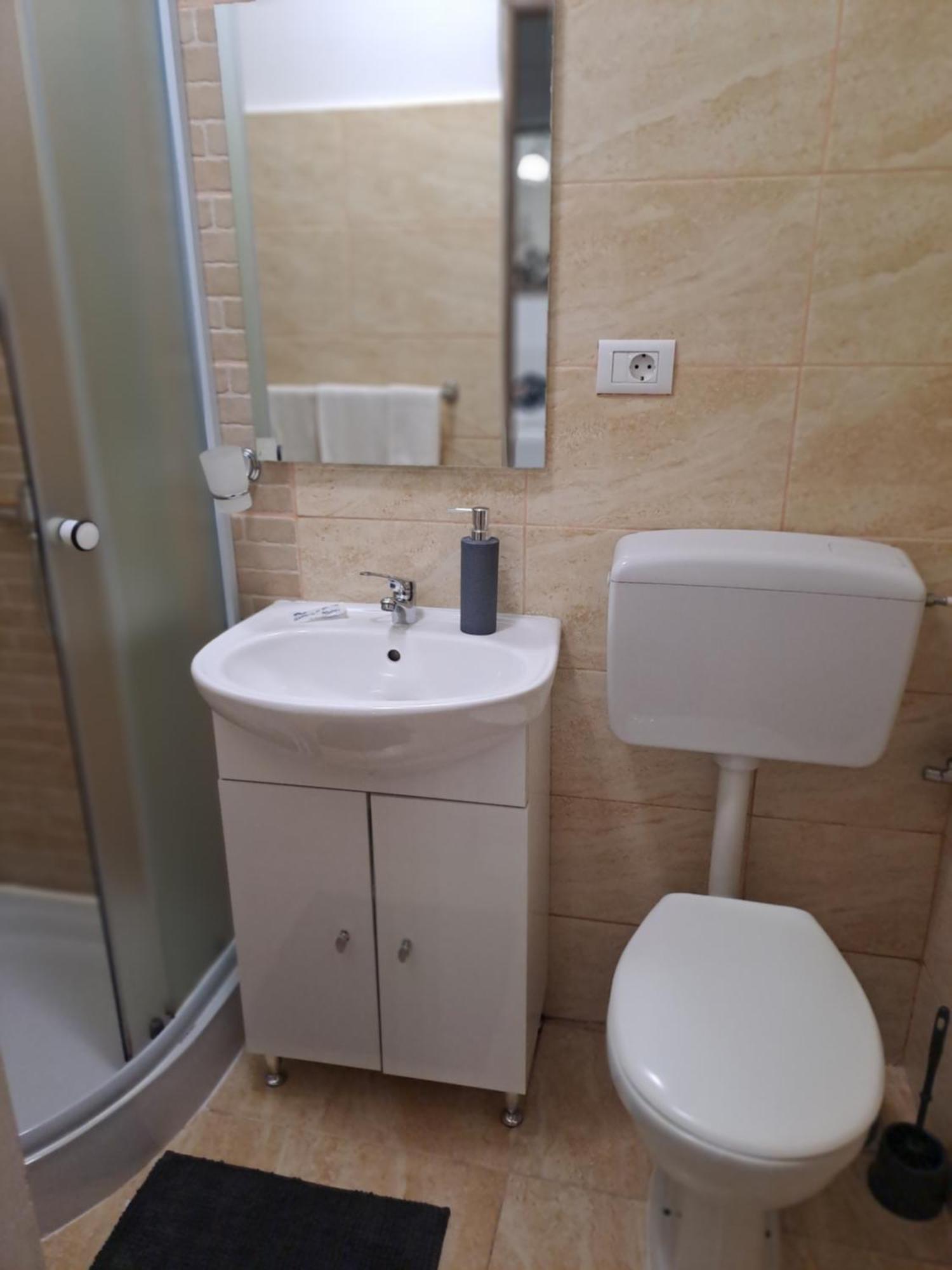 Garsoniera Vivere Sibiu Ngoại thất bức ảnh